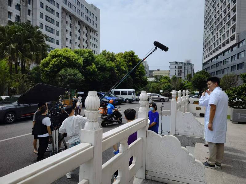 伊宁市广告片拍摄公司低成本实现高规格制作的诀窍